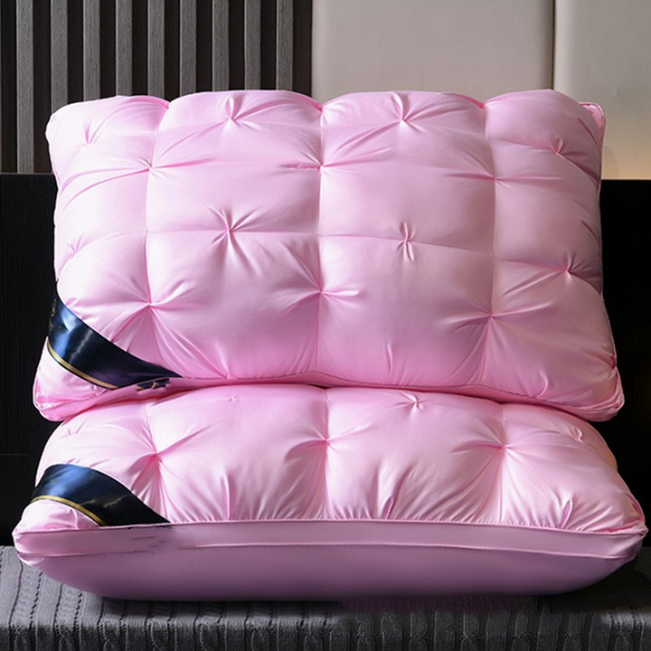 Ergonomic neck pillow with 3D quilting | Bowlift