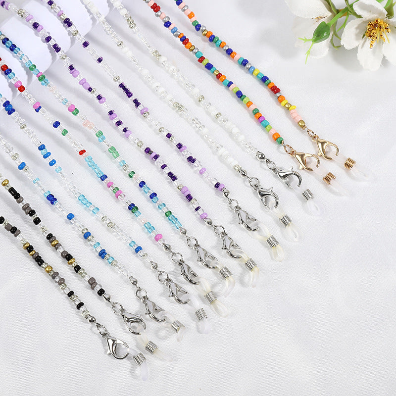 Colored bead necklace with carabiner clasp Bowlift