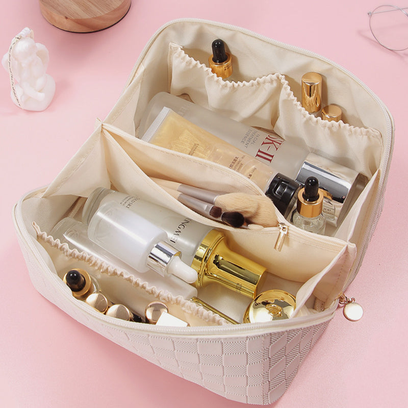 BowLift | Vintage Pattern Handheld Makeup Bag