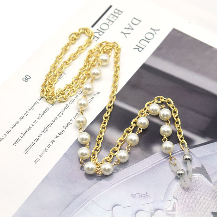 Elegant Pearl-Decorated Eyewear Chain Bowlift