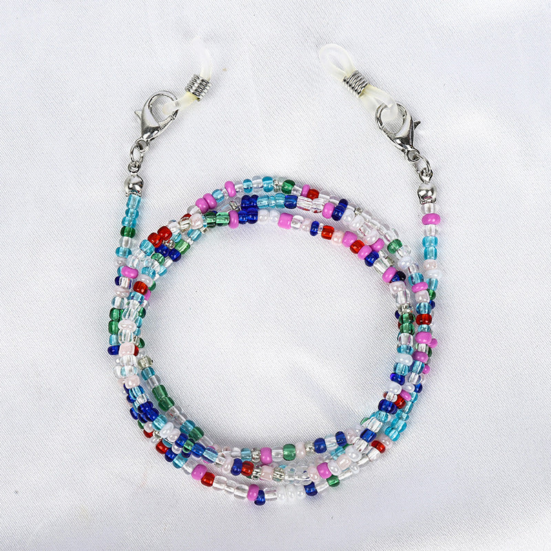 Colored bead necklace with carabiner clasp Bowlift