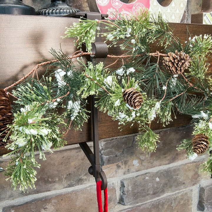 BowLift | ClingaGrip — No more decoration chaos, for stress-free holidays full of shine and safety!