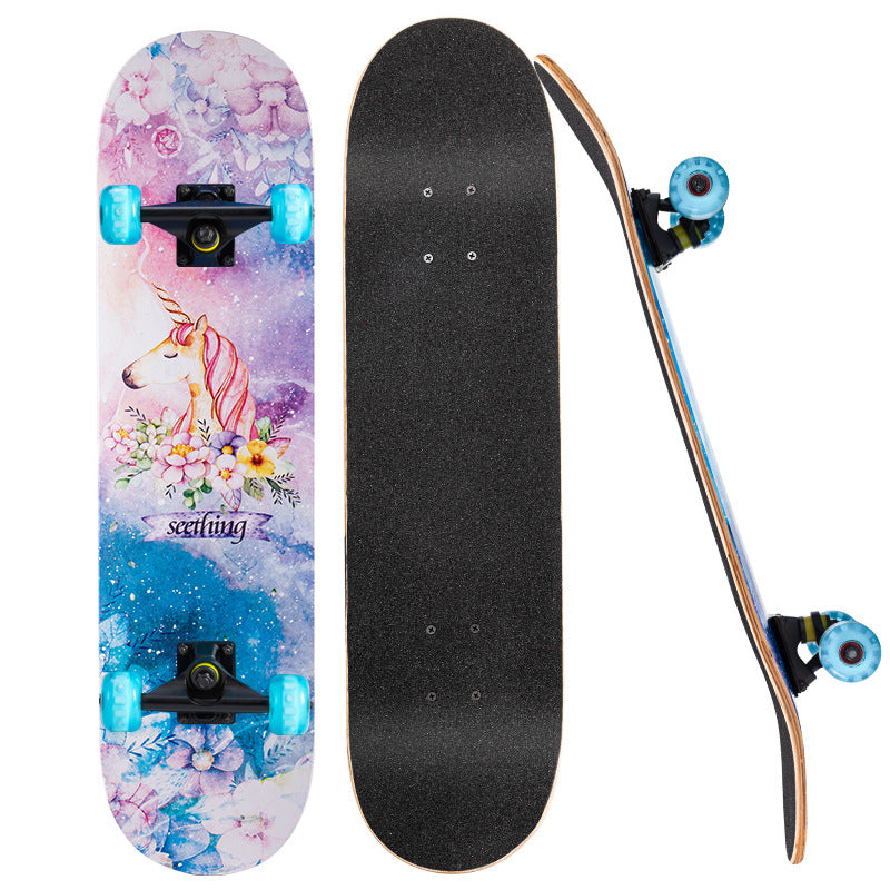 Sturdy Graphic Skateboard Bowlift