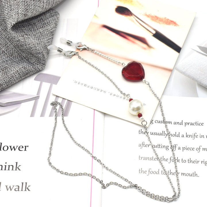 Elegant Heart-Shaped Pendant Eyewear Chain Bowlift