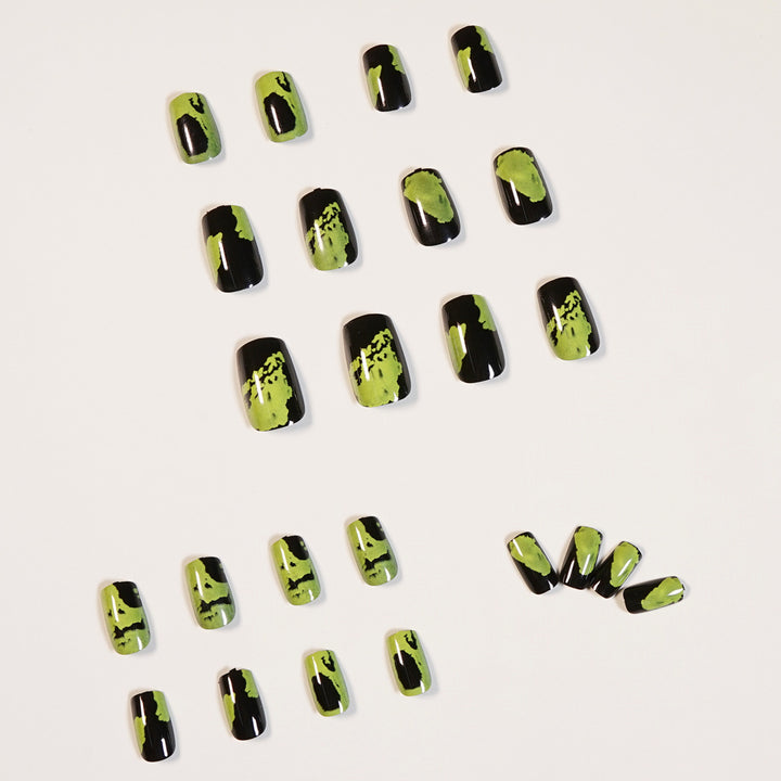 Creative Nail Art in Modern Design Bowlift