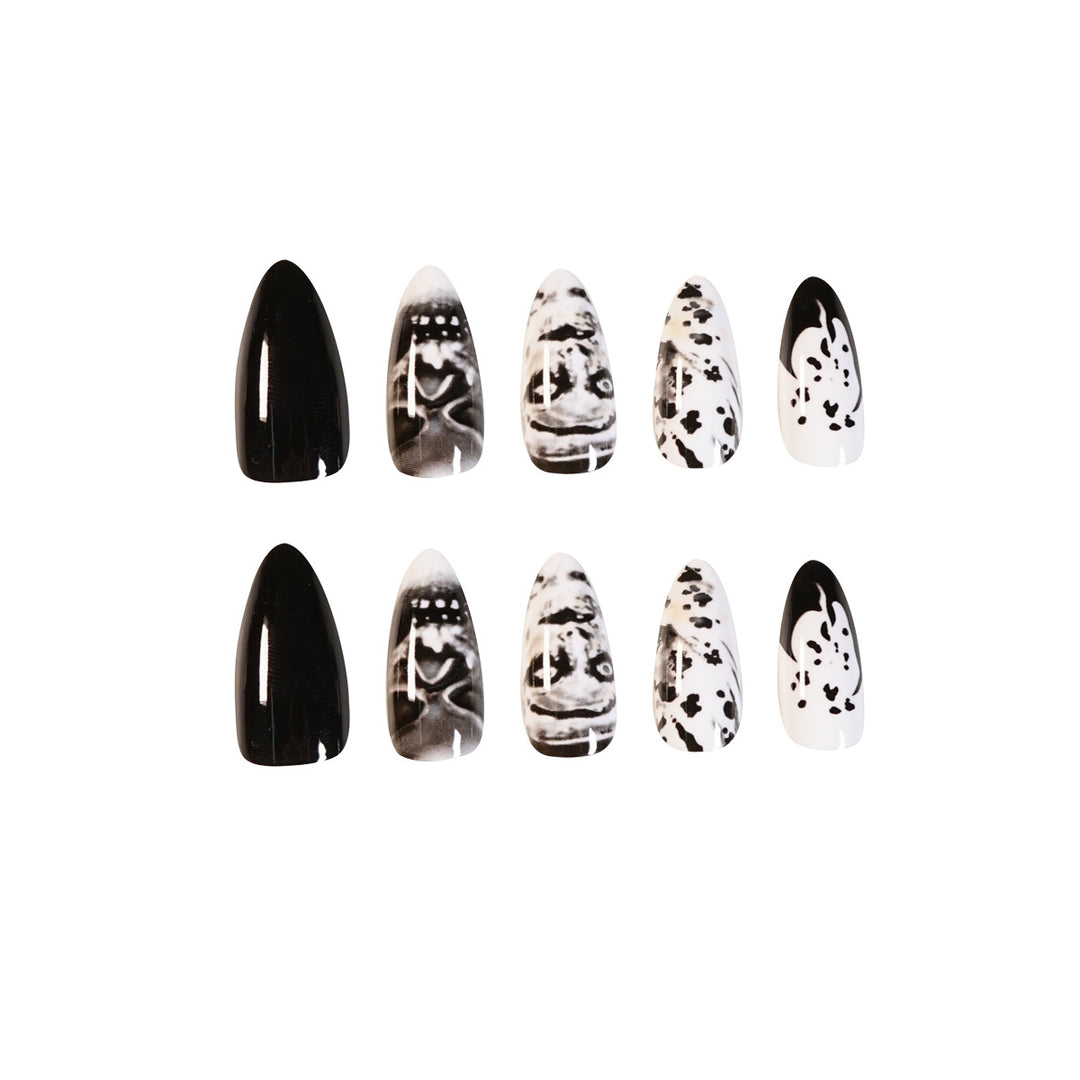 Creative Nail Art in Gothic Style Bowlift