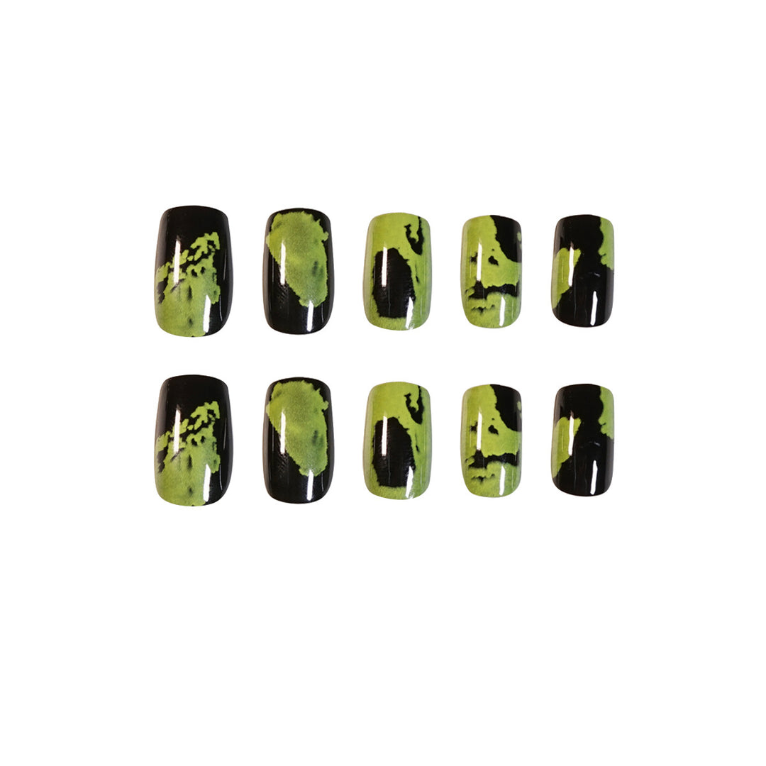 Creative Nail Art in Modern Design Bowlift