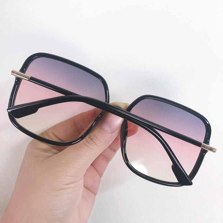 Fashionable Square Sunglasses Bowlift