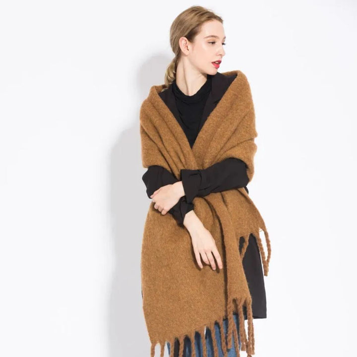 CashmereLuxe Scarf – Elegant and Super Soft Bowlift