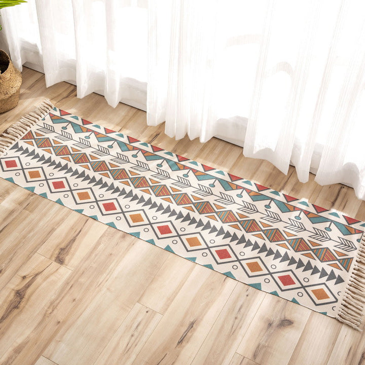 Nostalgia Tribal Pattern Carpet Multicolored Synthetic Carpet Pet Friendly Easy Care Carpet with Fringes for the Bedroom | Bowlift