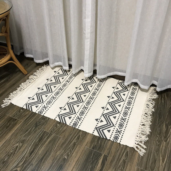 Western Bedroom Rug Multicolored Tribal Geo Rug Cotton Blend Easy Care Washable Rug with Fringes | Bowlift