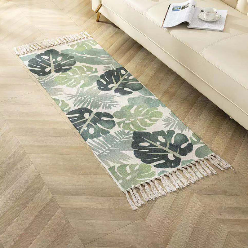 Classic geometric printed rug Multicolored cotton blend rug Easy-care washable rug with fringes for the bedroom | Bowlift