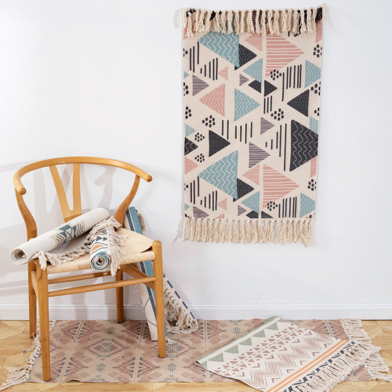 Americana Bedroom Rug Multicolored geometric print rug Machine washable Easy care rug with tassels | Bowlift