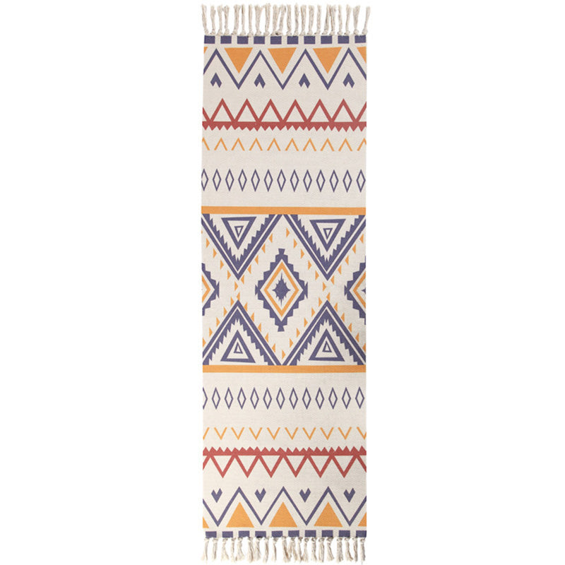 Americana Bedroom Rug Multicolored geometric print rug Machine washable Easy care rug with tassels | Bowlift