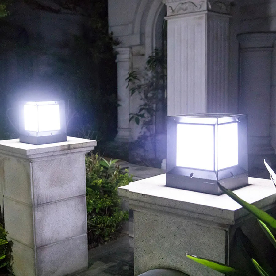 BowLift | Cube Column Lamp