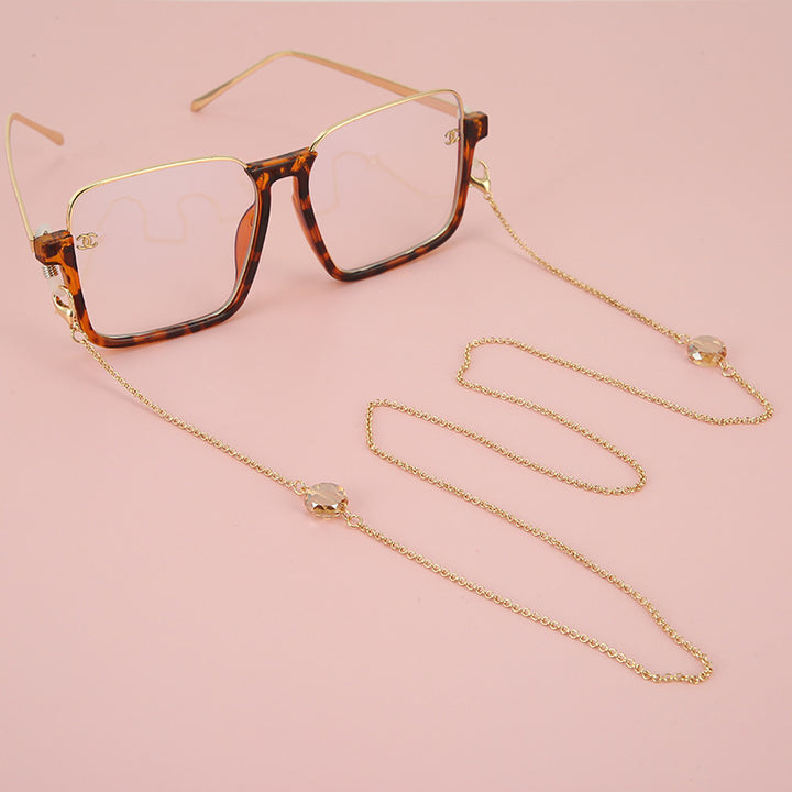 Adjustable Gold Beaded Eyewear Chain Bowlift