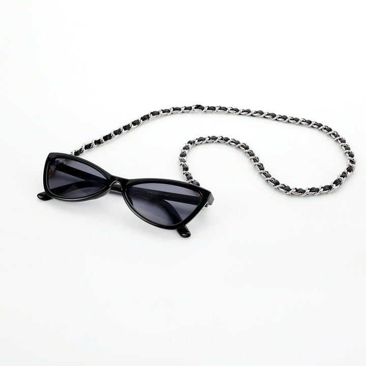 Fashionable Cat-Eye Sunglasses with Chain Strap Bowlift