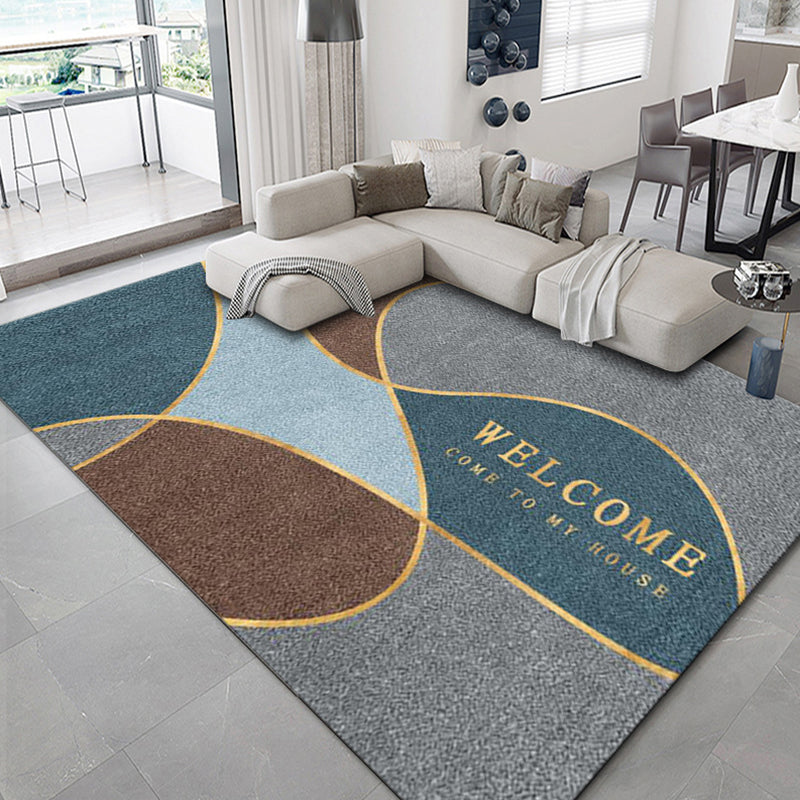 BowLift | Luxurious geometric print rug Multicolored synthetic rug with non-slip backing pet-friendly rug for the living room