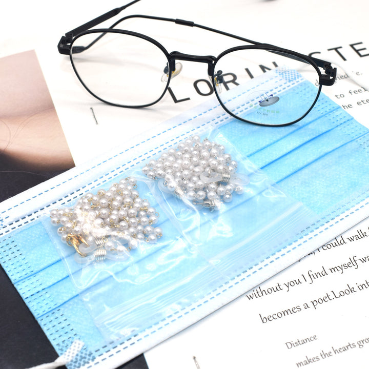 Elegant Double-Strand Pearl Eyewear Chain Bowlift