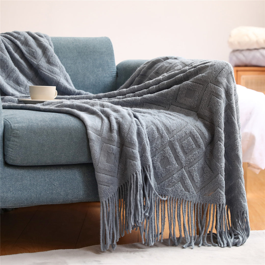 Women's Elegant Knit Blanket with Graphic Pattern Bowlift