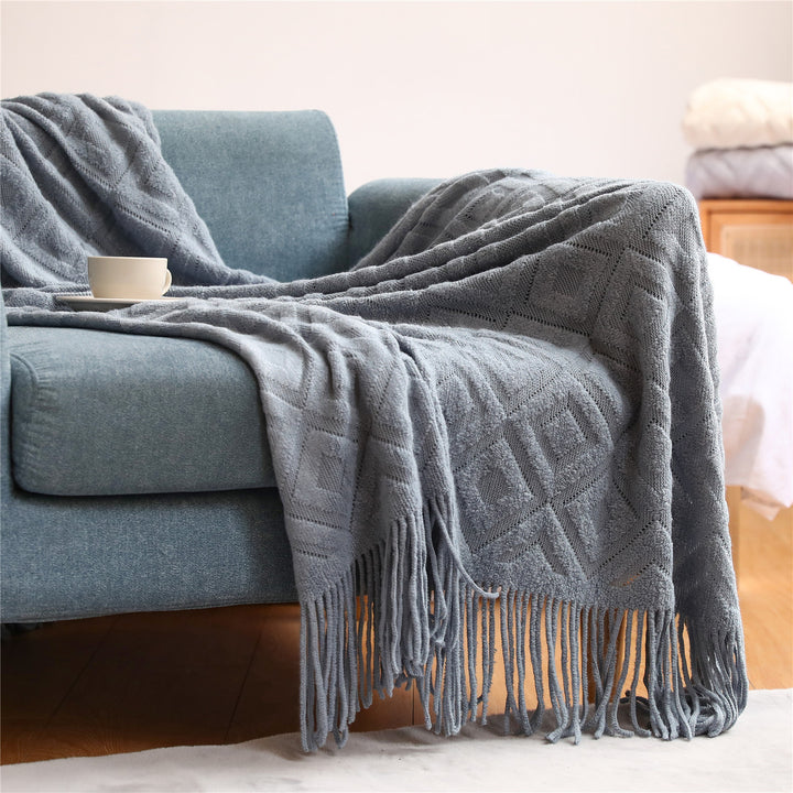 Women's Elegant Knit Blanket with Graphic Pattern Bowlift