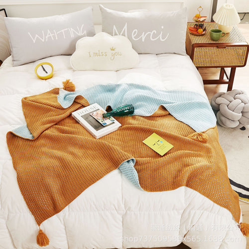 Women's cozy blanket Bowlift