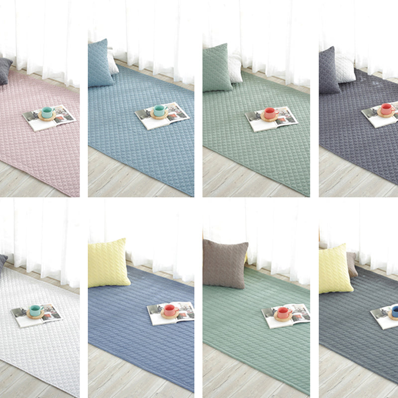 Multicolored simple cotton rug with striped design, non-slip backing, machine washable, rug for the bedroom | Bowlift