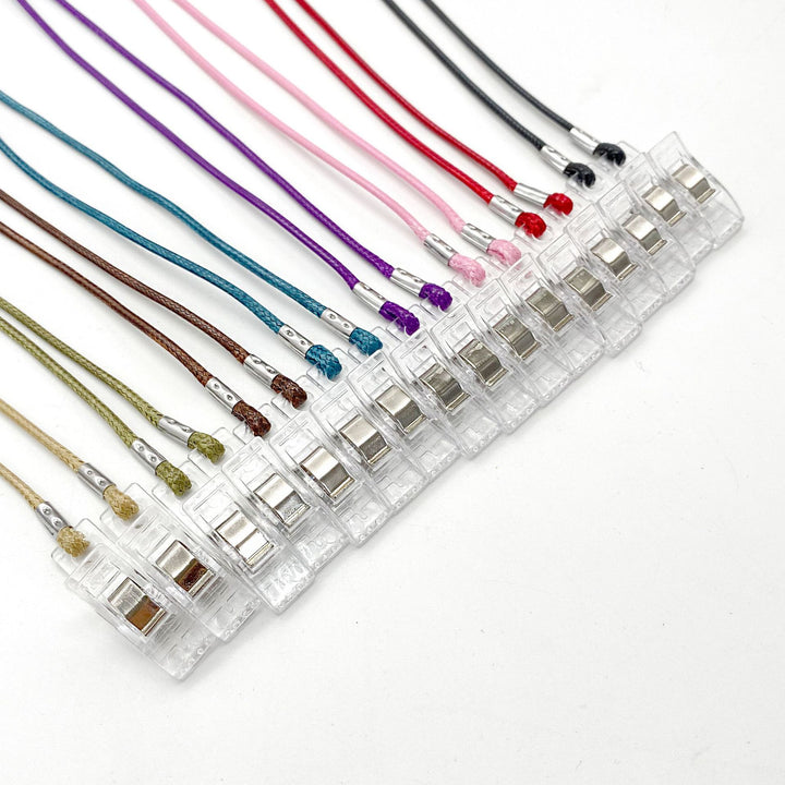 Adjustable Eyewear Retainer with Locking Clips Bowlift