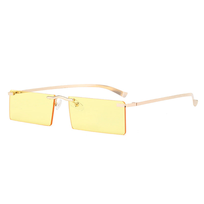 Women's fashionable sunglasses with a narrow, rectangular frame Bowlift