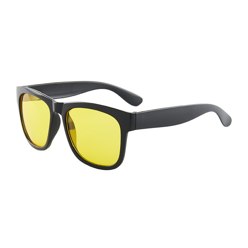 Vintage-Inspired Oversized Sunglasses Bowlift
