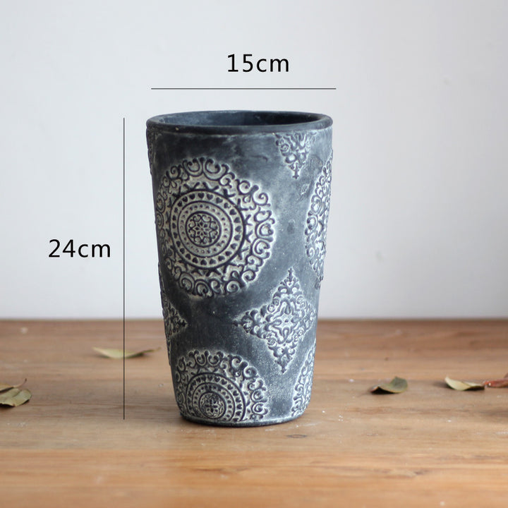 Elegant flower vase made of ceramic Bowlift