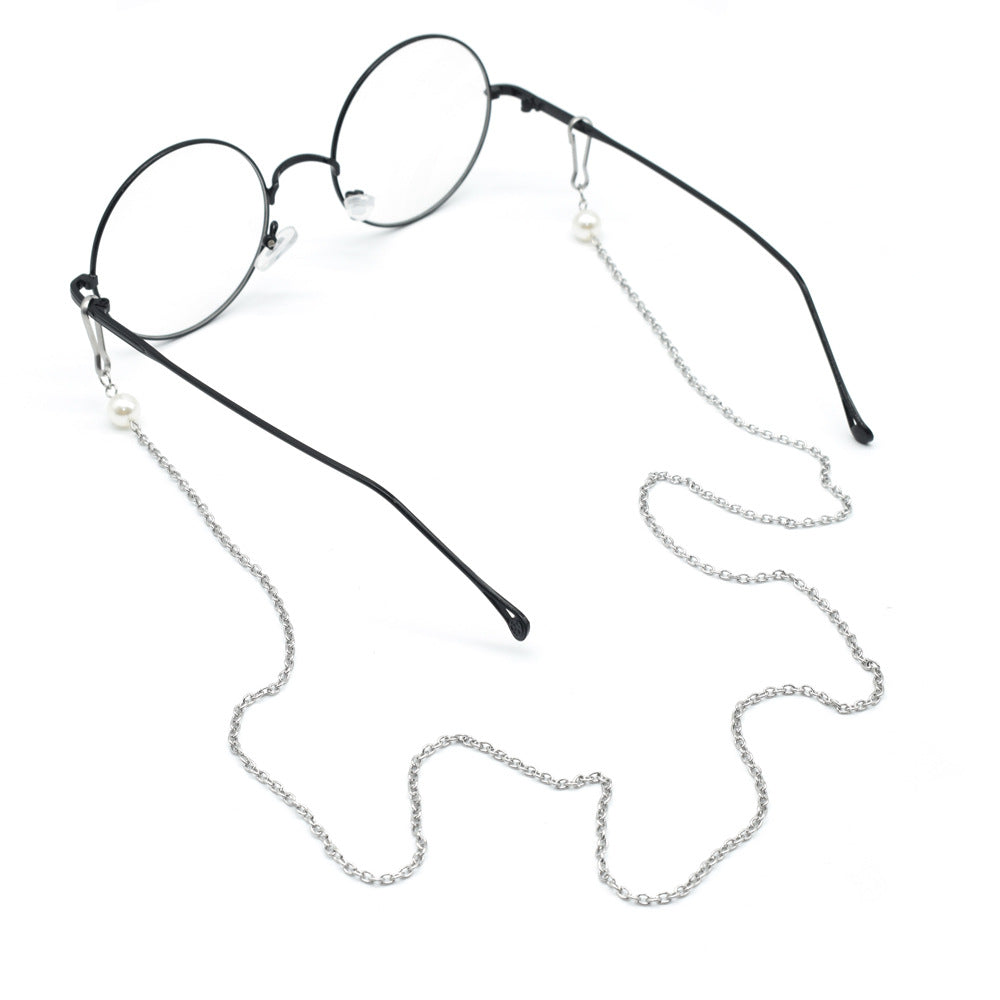 Elegant Pearl-Embellished Eyewear Chain Bowlift