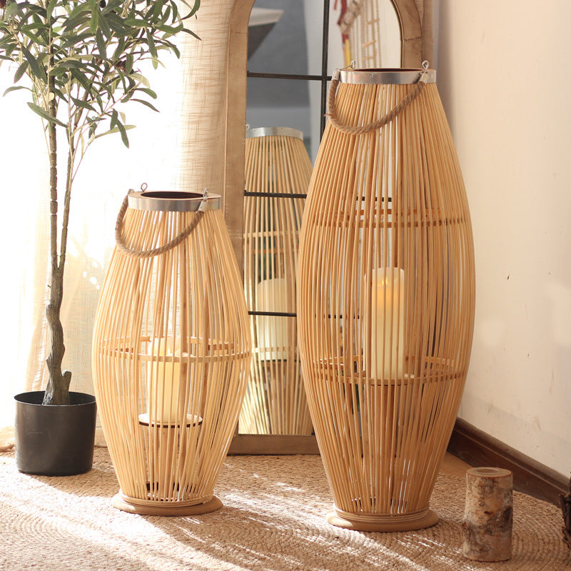 Stylish lantern made of woven material Bowlift
