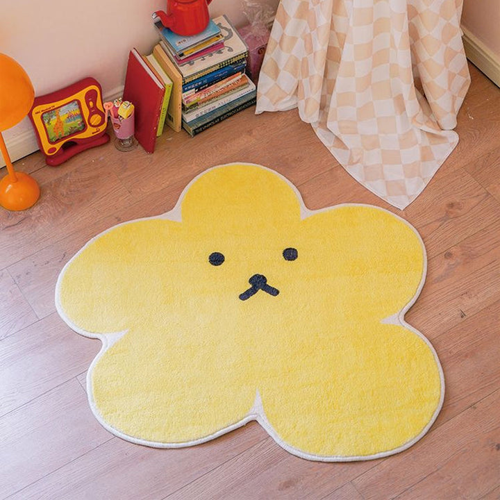 BowLift | Relaxing Bedroom Rug Yellow Cartoon Printed Indoor Rug Polyester Non-Slip Back Stain-Resistant Area Rug