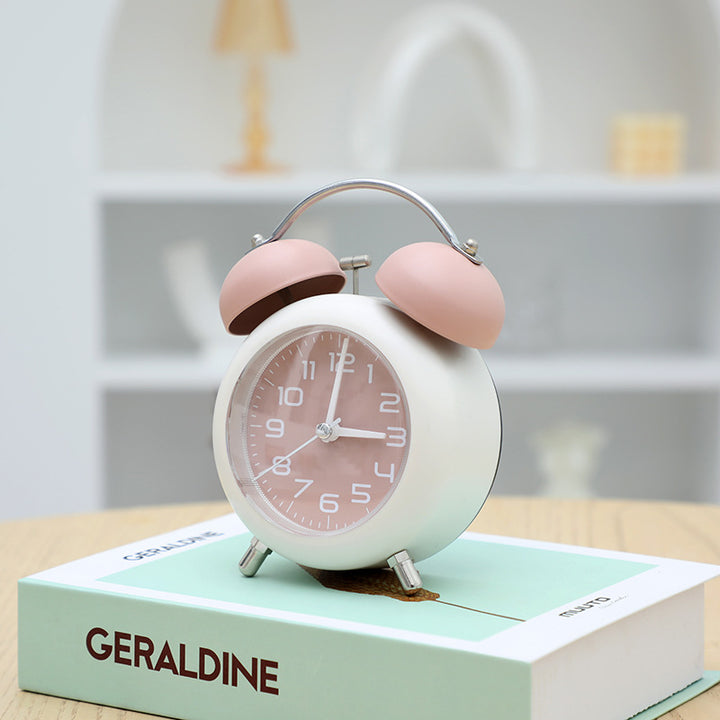 Retro Alarm Clock with Classic Design Bowlift