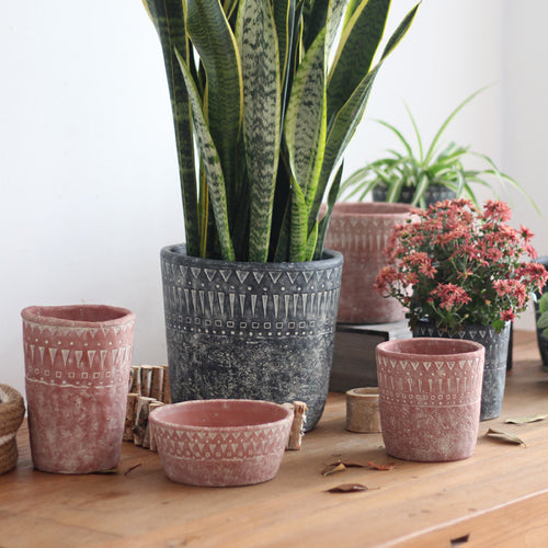 Elegant decorative pot made of high-quality concrete Bowlift