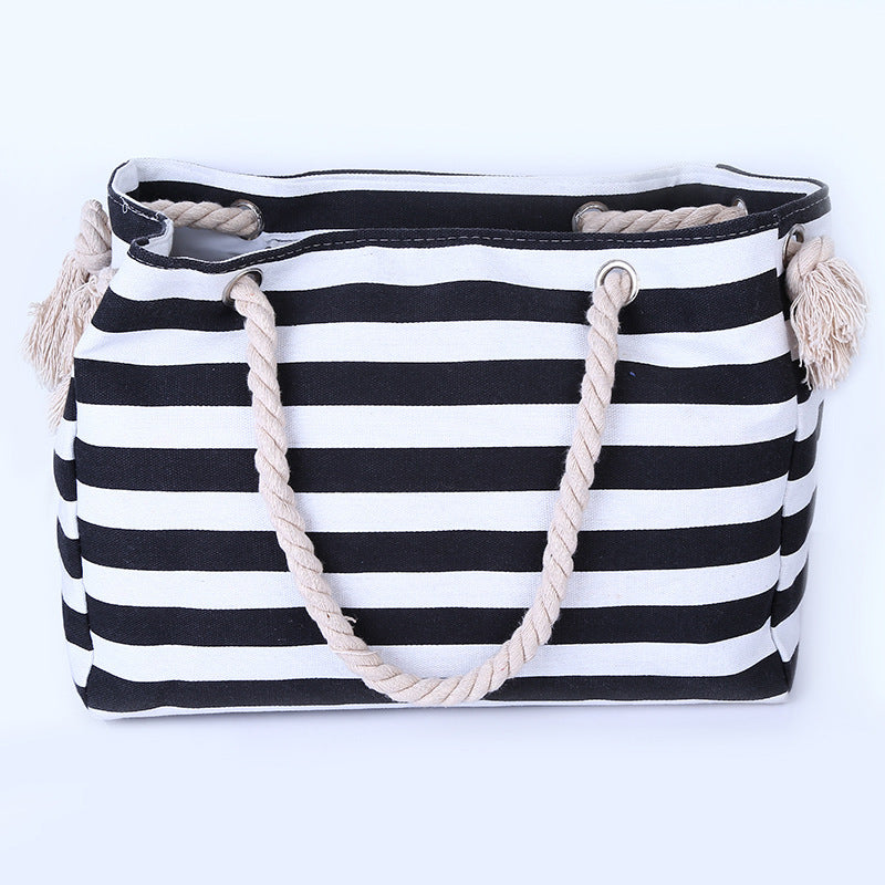 Spacious and Stylish Beach Bag with Maritime Stripe Pattern Bowlift