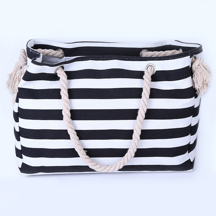 Spacious and Stylish Beach Bag with Maritime Stripe Pattern Bowlift