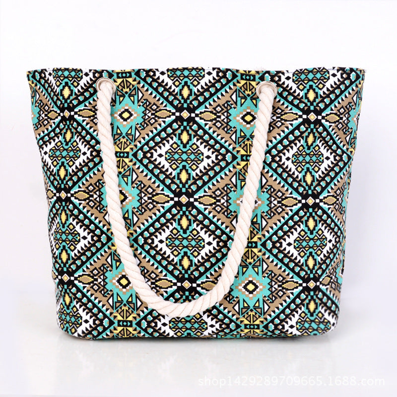 Fashionable beach bag with ethnic pattern Bowlift