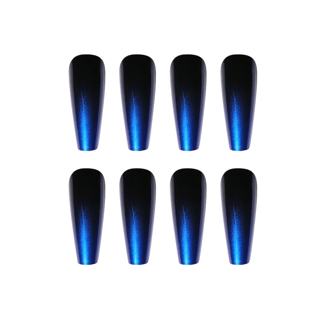 Elegant artificial nails with gradient Bowlift