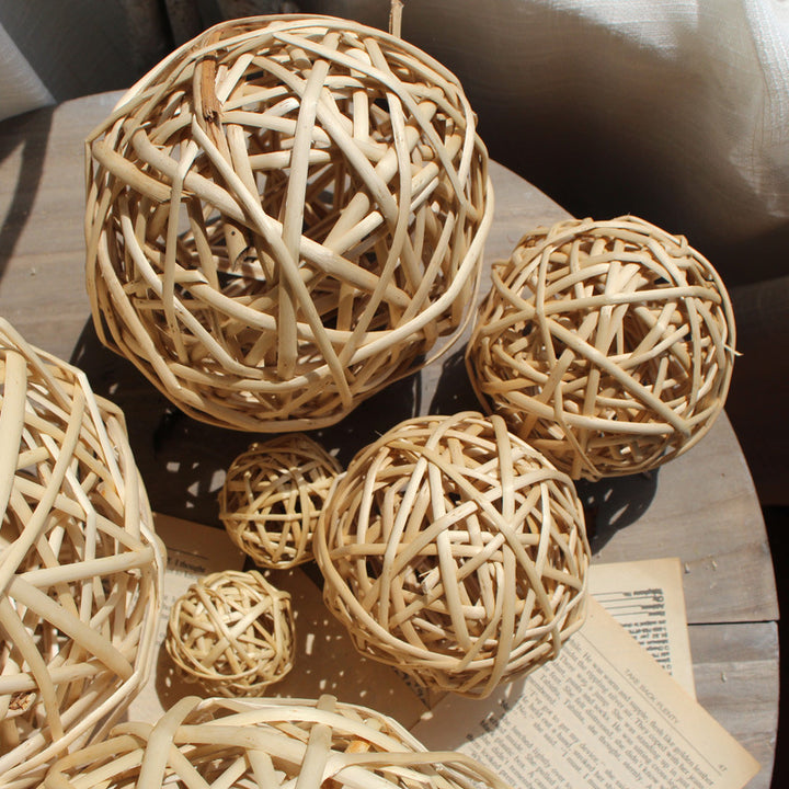 Decorative natural basket Bowlift