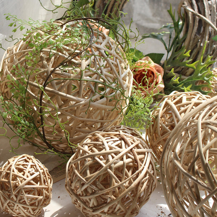 Decorative natural basket Bowlift