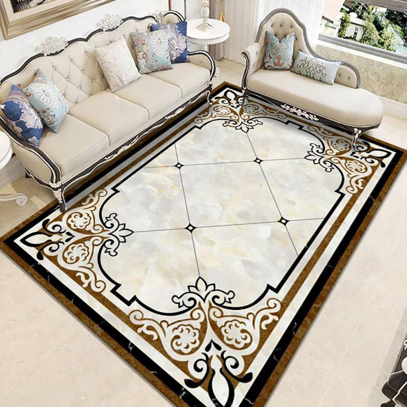 BowLift | Nostalgia Geometric Printed Rug Multicolored Polyester Indoor Rug Non-Slip Backing Pet-Friendly Rug for Living Room