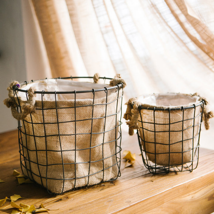Decorative storage basket with jute lining Bowlift