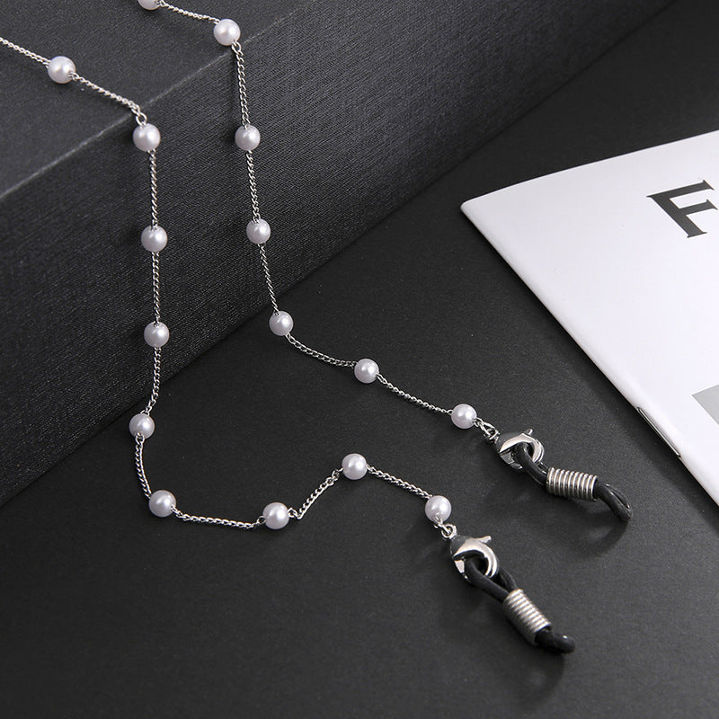 Elegant Pearl Chain Eyewear Holder Bowlift