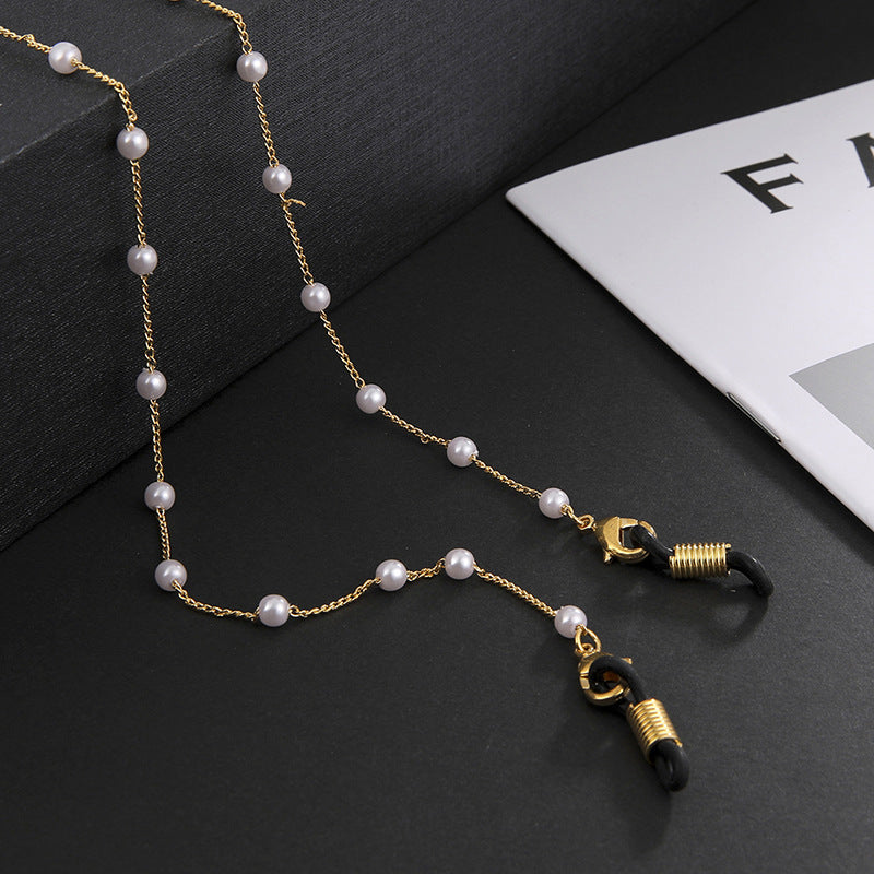 Elegant Pearl Chain Eyewear Holder Bowlift