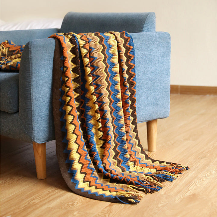 Ladies Zigzag Pattern Blanket Bowlift