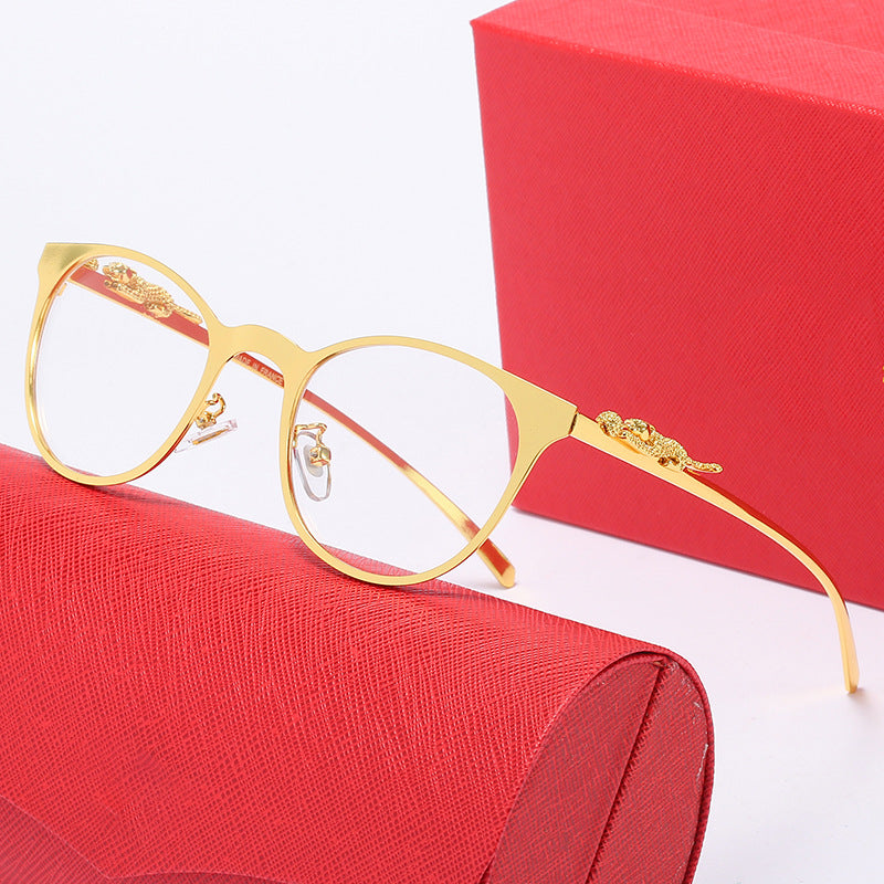 Women's corrective glasses with exclusive cat-eye frame and luxurious accents Bowlift