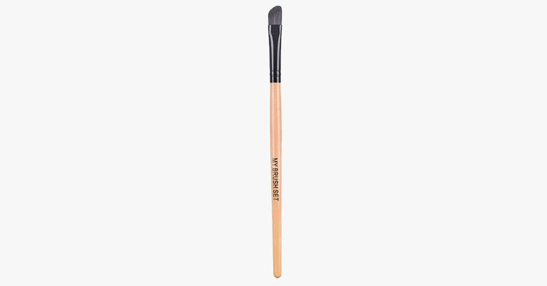 BowLift | Medium Angled Shading Brush – The perfect brush for eyeshadow