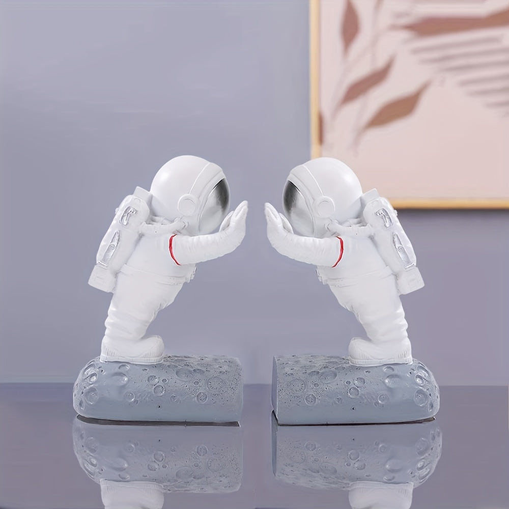 SpaceHold - Astronaut Bookends for a Space Theme Bowlift
